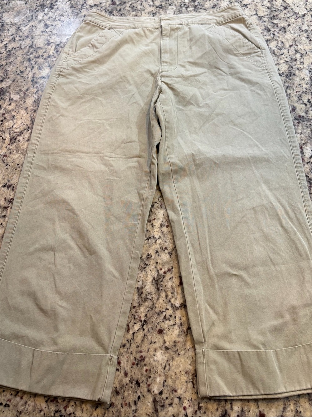 Liz Claiborne Women's Light Green Khaki Capris with Cuffed Hems